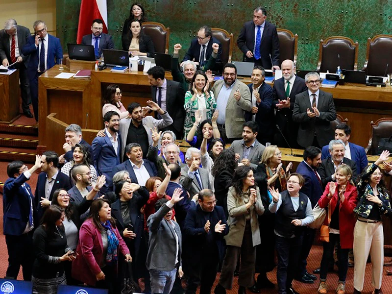 Cámara de Diputados y Diputadas aprueba proyecto de ley que pone fin al CAE y crea un nuevo instrumento de financiamiento para la educación superior (FES)
